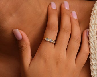 Anillo baguette de amatista en oro macizo de 14 quilates, delicado anillo de tres piedras