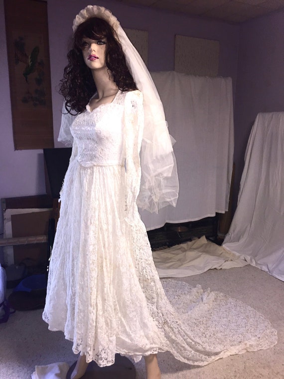 Lace Wedding Dress - image 1