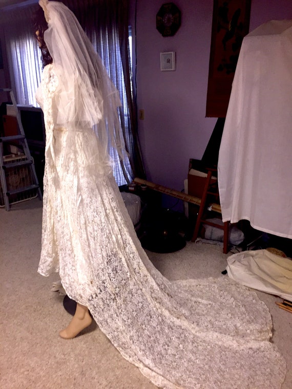 Lace Wedding Dress - image 3