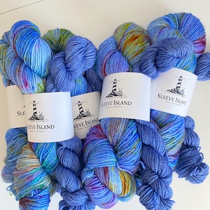 Hilo para calcetines "Pool Day" SW Merino Nylon 4ply Rainbow Speckles