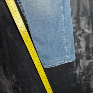 Vintage y2k True Religion Skinny Light Wash Faded Denim Jeans Size 32x26 image 2