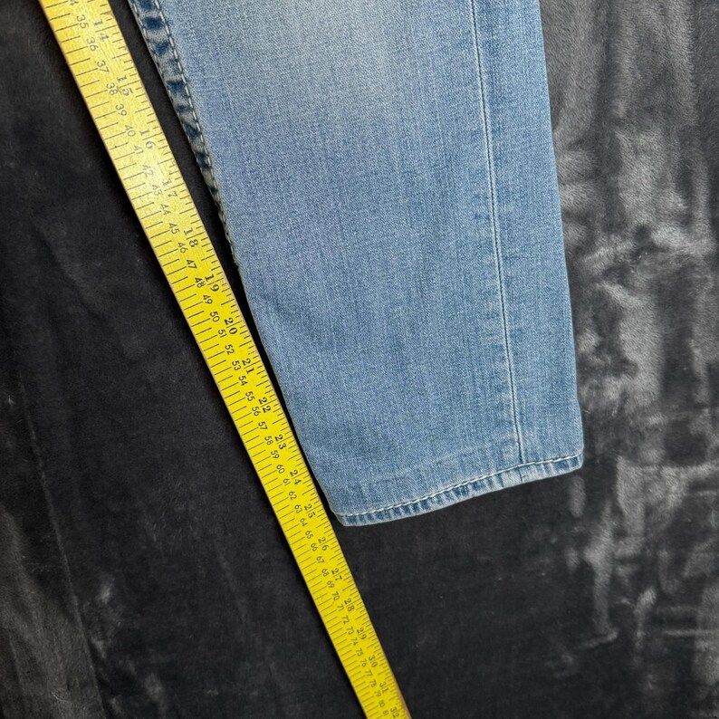 Vintage y2k True Religion Skinny Light Wash Faded Denim Jeans Size 32x26 image 2