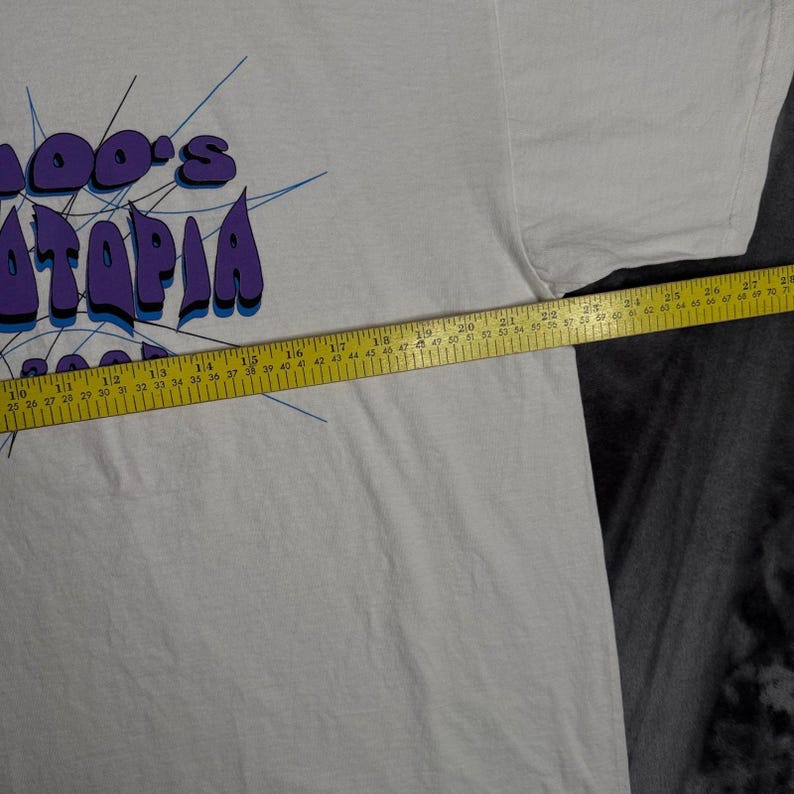 Fruit of the Loom T-Shirt Mens XL White Z100 Zootopia 2003 Concert Promo 7046 image 5
