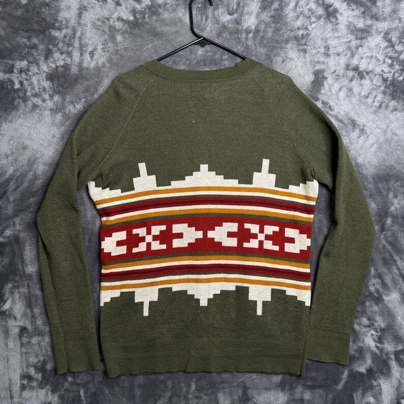 Cardigã feminino Pendleton verde com estampa azteca em lã merino e decote em V, tamanho pequeno, estilo western. imagem 9