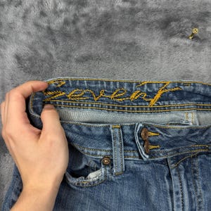 Seven7 Bootcut Jeans Womens 14 Blue Medium Wash Embroidered Pockets Distressed image 6