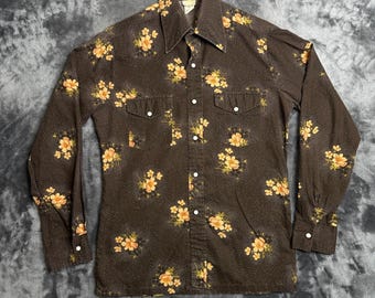 Vintage damski kołnierzyk Le Chevron Floral Medium z podwójnymi kieszeniami i długim rękawem