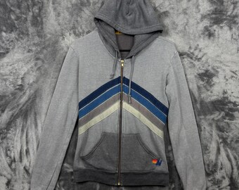 Aviator Nation Zip Hoodie Kleines graues Chevron Streifen Retro-Sweatshirt für Damen