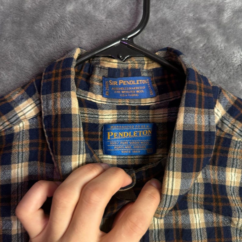 Camisa de flanela xadrez de lã com botões e mangas compridas Sir Pendleton para homem, tamanho GG. imagem 2