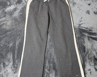 Pantalones deportivos Nike Sportswear de pierna ancha para mujer, estilo vintage Y2K, color gris, talla XL.