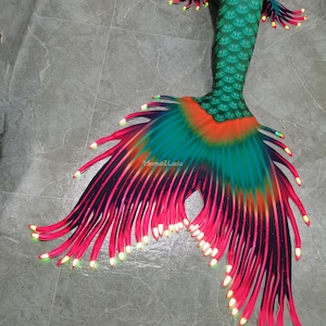 Patent-Protected Glowing Mermaid Merman Tail Style 1 Green Pink