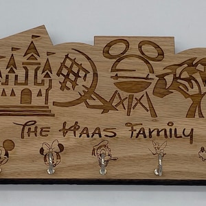 Personalized Parks Key Holder Key Rack - Handmade Solid Oak - Four Park Logo Icon Design - Five Key Holder