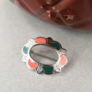 Vintage Victorian Oval Silver Tone Green and Orange Enamel Pin