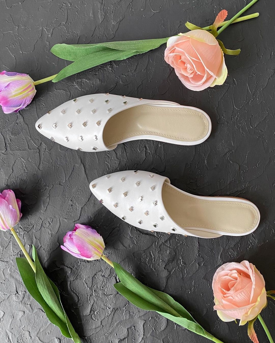 flat heel mules
