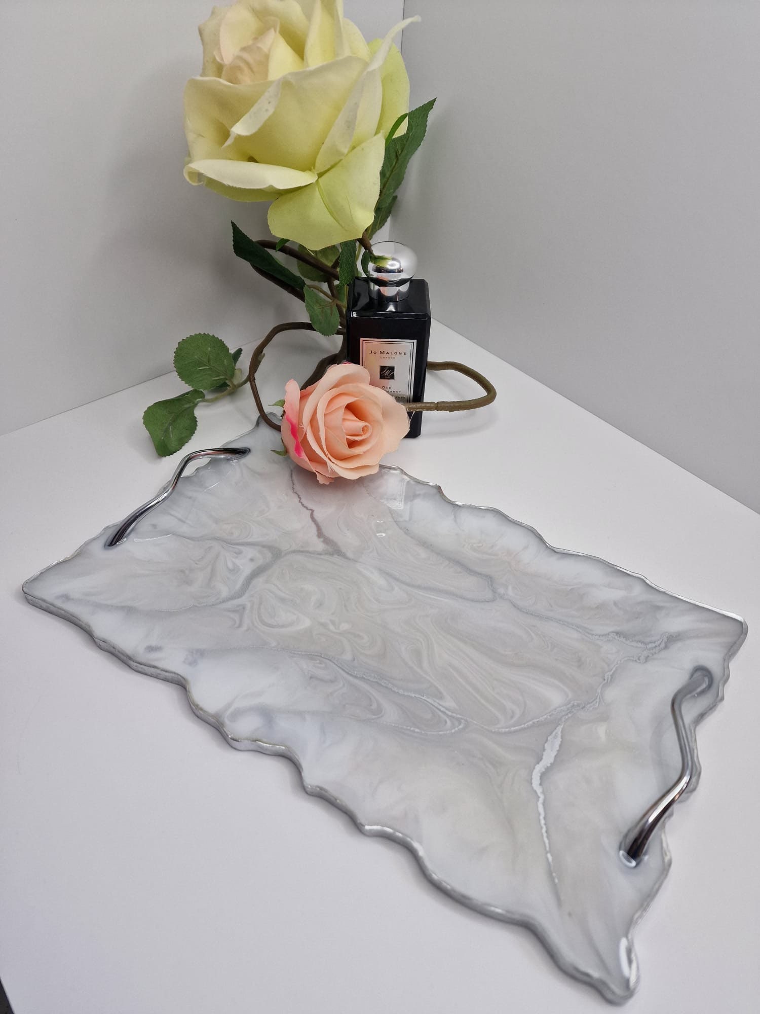 HANDMADE Pink Glitter Rose Quartz Crystal Tray, Epoxy Resin Tray