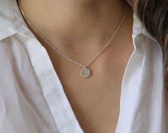 Dainty disc necklace, sterling silver circle pendant, hammered disc necklace, simple coin necklace, silver disc pendant, bridesmaid gifts