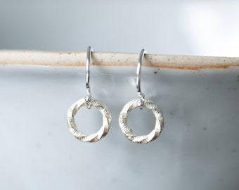 Silver Open Circle Earrings, Small Dangle Earrings, Lightweight Everyday Earrings, Simple Minimalist Jewelry, Modern Jewelry Gift