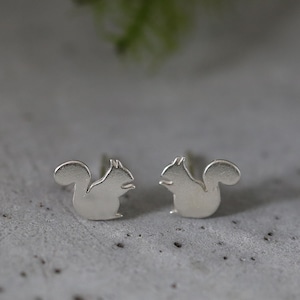 Squirrel stud earrings sterling silver, forest lover cute woodland earrings, squirrel earrings, birthday gift for teenage girl