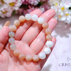 Moonstone Bracelet, High Quality, Flashy, Peach Moonstone, Crystal Beaded Bracelet, Healing Crystals, Crystal Gift, Jewelry