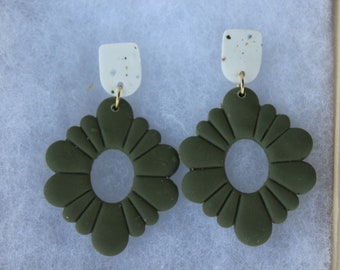 Olive Green and White Granite Clay Earrings, Olive Green Clay Earrings, Fall Earrings, Autumn Earrings, Polymer Clay Earrings