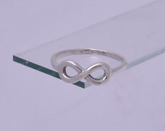 Handmade Silver Knot Ring, the Knot Band, Love Knot Ring, Knot Ring, Stacking Ring, Silver Ring Ring, Sterling Silver, Bridesmaids Ring