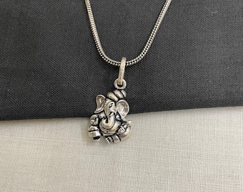 925 Sterling Silver Lord Ganesha, Ganesh Pendant, Wearing Temple, Puja Jewelry, Hindu Locket, Handmade, Handcrafted Pendant Necklace Unisex