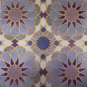 Puede incluir: Un patrón geométrico con un diseño repetitivo de estrellas y líneas. El patrón está en tonos de morado, azul y dorado.