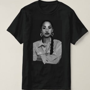 Sade Adu Nostalgic 90s Graphic Oversized Tee (BW)