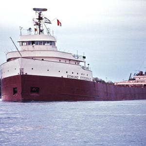 SS Edmund Fitzgerald Underway Lake Water 1971 Photo Photograph Poster Art Print