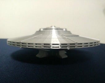UFO Unidentified Flying Object Alien Aliens Flying Saucer Ship 6&quot; - Pick Color