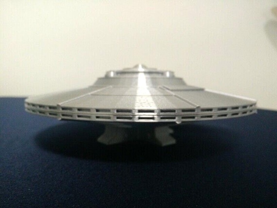 UFO Unidentified Flying Object Alien Aliens Flying Saucer Ship 6