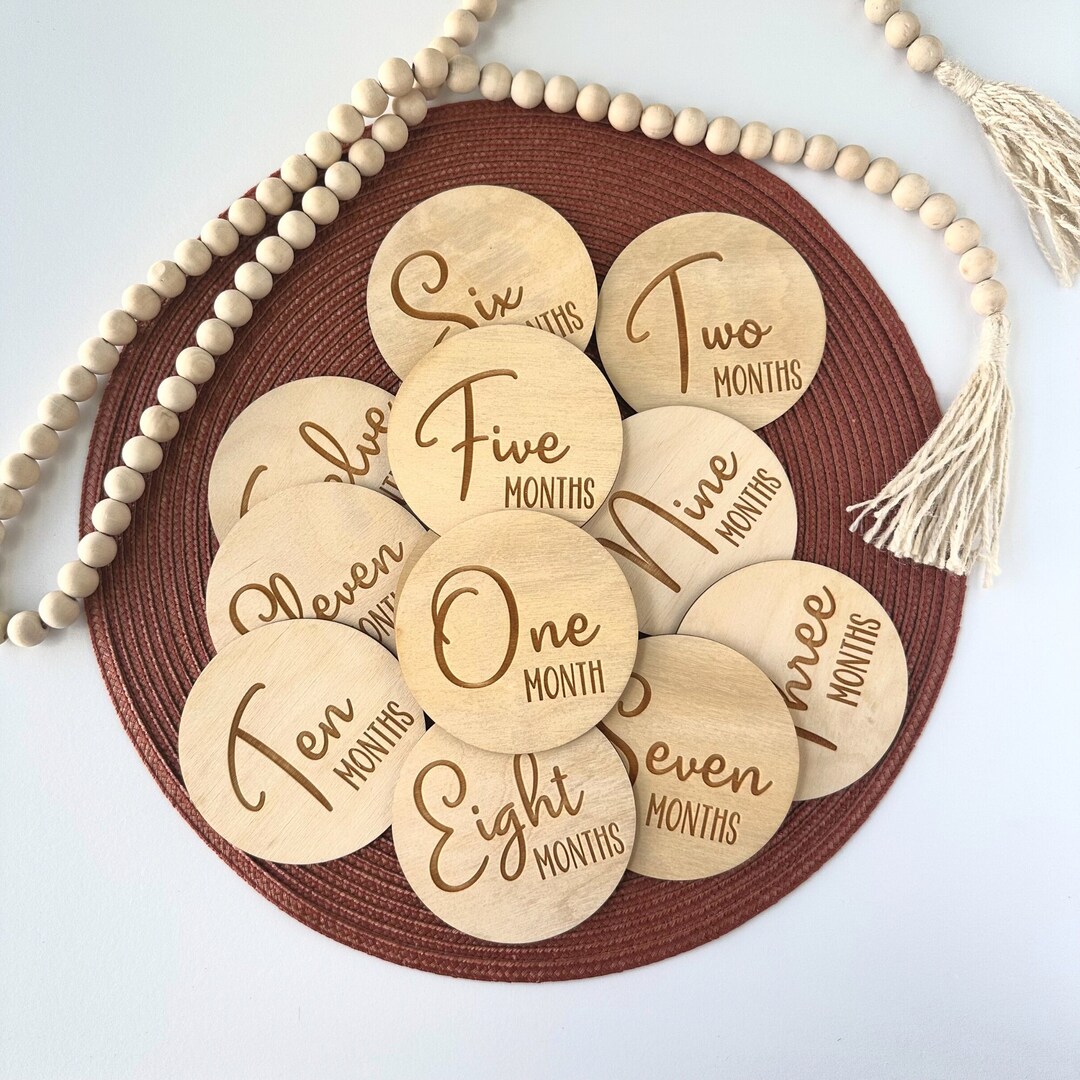 Laser Engraved Baby Milestone Cards: Monthly Photo Props - Etsy