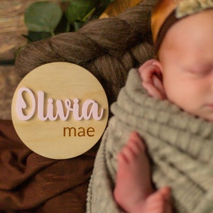 Placa com nome de bebê, placa para anúncio de nascimento, acessório para foto de recém-nascido, presente para chá de bebê