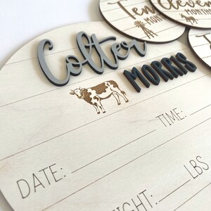 Plaque d'annonce de naissance, décor de pépinière d'animaux de ferme, accessoire de photo de nouveau-né, cadeau de bébé personnalisé, cadeau de douche de bébé