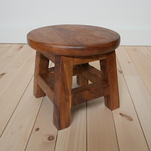 Plain Wooden Stool Child's Kids Children Rustic Solid Milking Stool Side Table FU-622