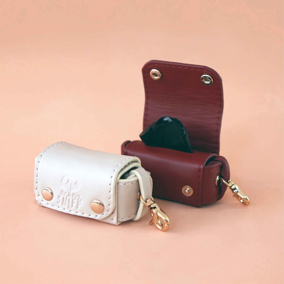 Pet Poop Bag Holder Backpack, Soft Leather Pet Waste Bag Dispenser ...