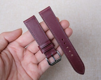 Handgefertigtes Uhrenarmband aus Bordeaux Butterleder: Schmales Design