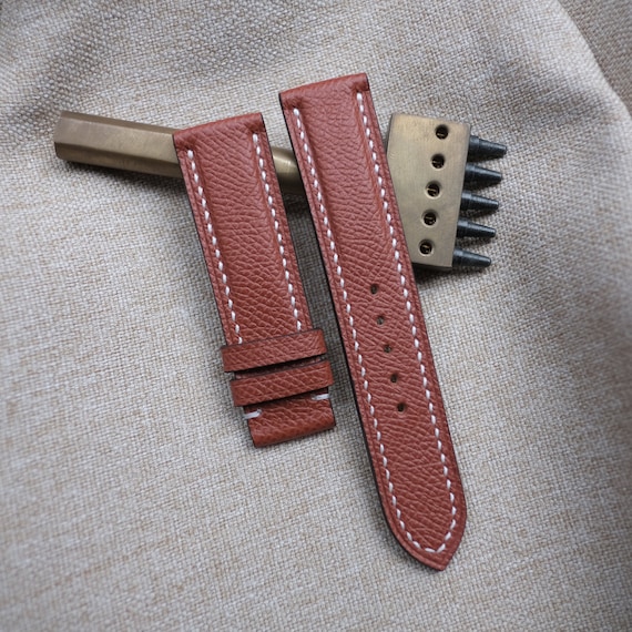 Bracelet Montre 16mm Fait Main Cuir Veau Façon Autruche - Marron Foncé, Cousu Blanc, Neuf