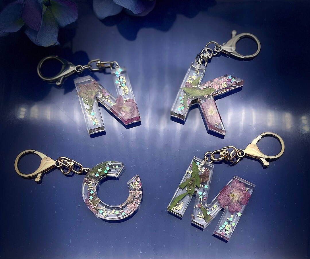 Custom Initial Keychain | Resin Letter Keychain | Personalized Flower ...