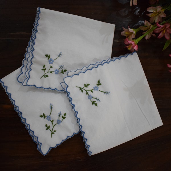 Hand Embroidered Handkerchief, Memorable handkerchief,Linen Handkerchief,Wedding Gift,Wedding Handkerchief,Bridal Handkerchief,Gifts for Mom