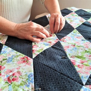 Handgemachte Patchworkdecken, Quiltdecken & Steppdecken Unikate Nachhaltig Bettüberwurf Bild 8