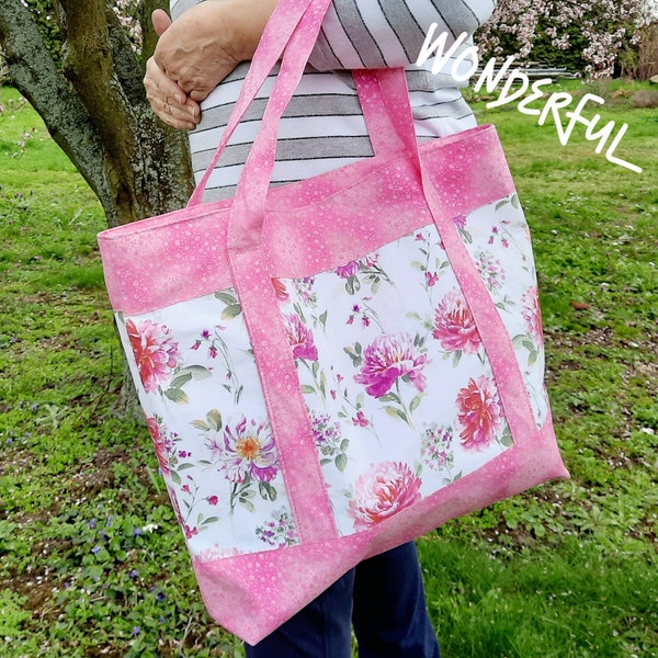 Handgefertigte, nachhaltige Tote Bag mit großem Blütenmotiv - Rosa Stofftasche, Große Einkaufstasche