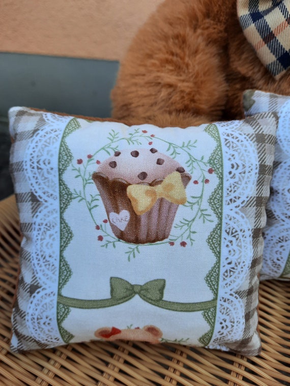 2 almohadones pequenos y tiernos super lindos rellenos lavables hechos en casa Etsy Espana