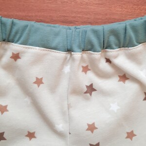 Niedlicher Kinderschlafanzug, Shorty, Spielanzug, aus Baumwoll-Jersey mit Elasthan, mit Reh-Applikation, Größe 86, mintgrün/beige Bild 6