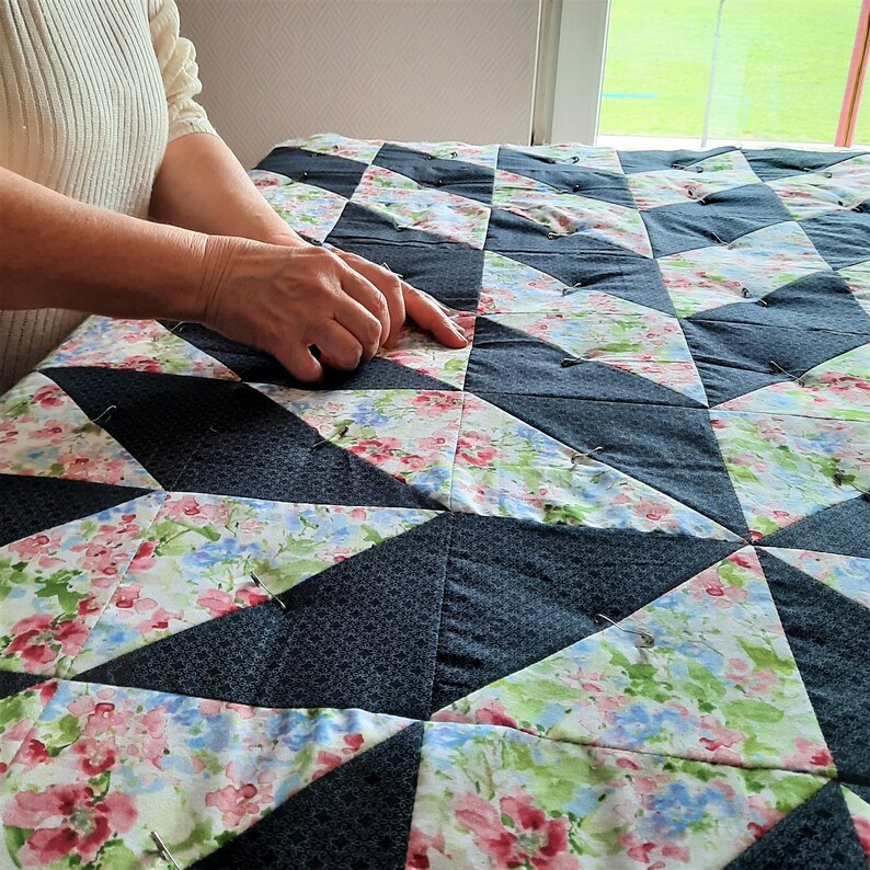 Handgemachte Patchworkdecken, Quiltdecken & Steppdecken Unikate Nachhaltig Bettüberwurf Bild 7