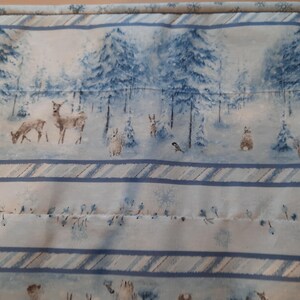 Patchwork quilt, hexagonal, table runner, "Winter Forest" collection, 117 x 41 cm, Wilmington Print Fabrics image 7
