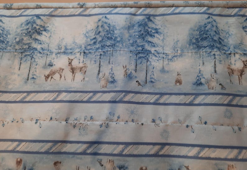 Patchwork quilt, hexagonal, table runner, "Winter Forest" collection, 117 x 41 cm, Wilmington Print Fabrics image 7