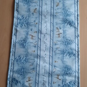 Patchwork quilt, hexagonal, table runner, "Winter Forest" collection, 117 x 41 cm, Wilmington Print Fabrics image 2