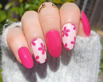 Handpainted Pink Press On Nails: Flower Gel Nals