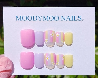Handpainted Flower Press On Nails: Pastel Spring Gel False Nails