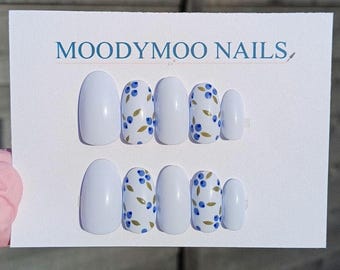 Handpainted Blueberry Press On Nails: Blue Spring Gel False Nails